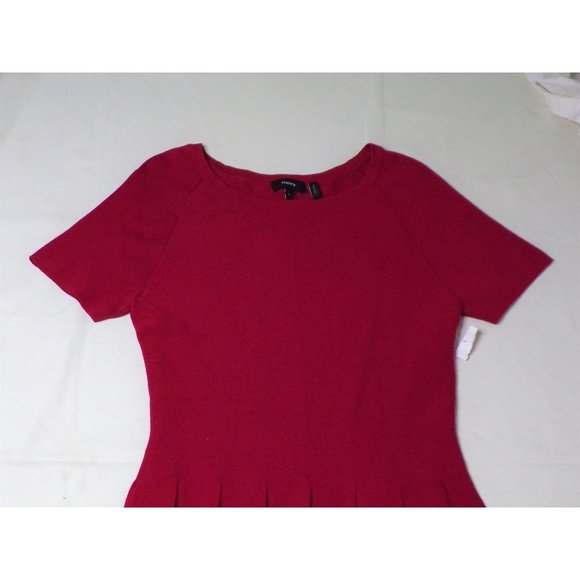 THEORY Pleated Knit Tee Flare Dress Red Large NEW $455 - Picture 7 of 10